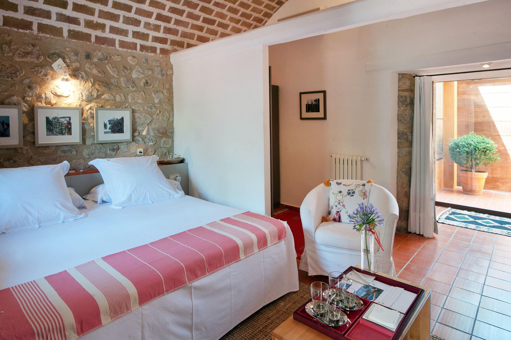 Mas Falgarona Hotel Boutique & Spa Avinyonet de Puigventós Εξωτερικό φωτογραφία