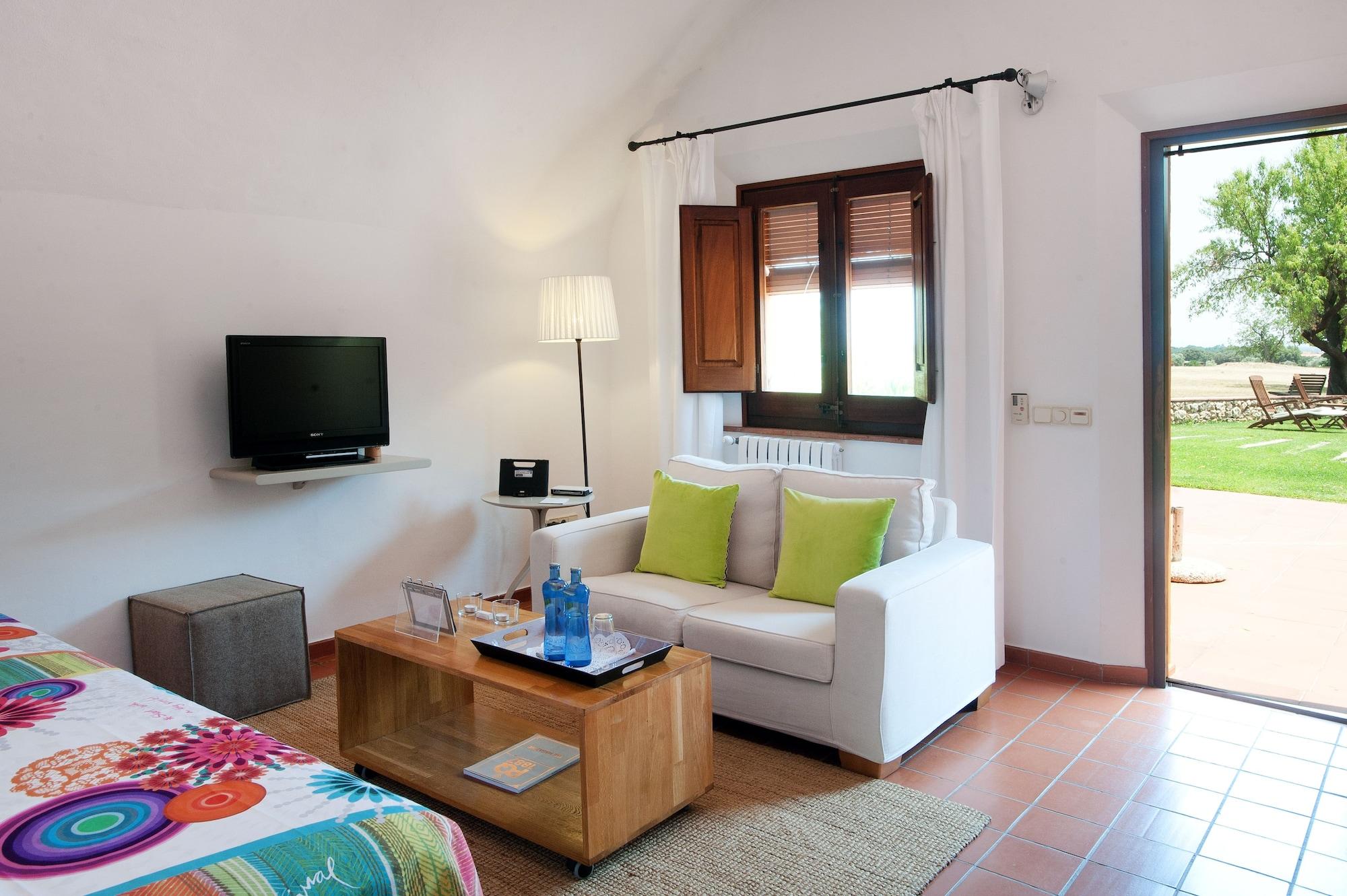 Mas Falgarona Hotel Boutique & Spa Avinyonet de Puigventós Εξωτερικό φωτογραφία