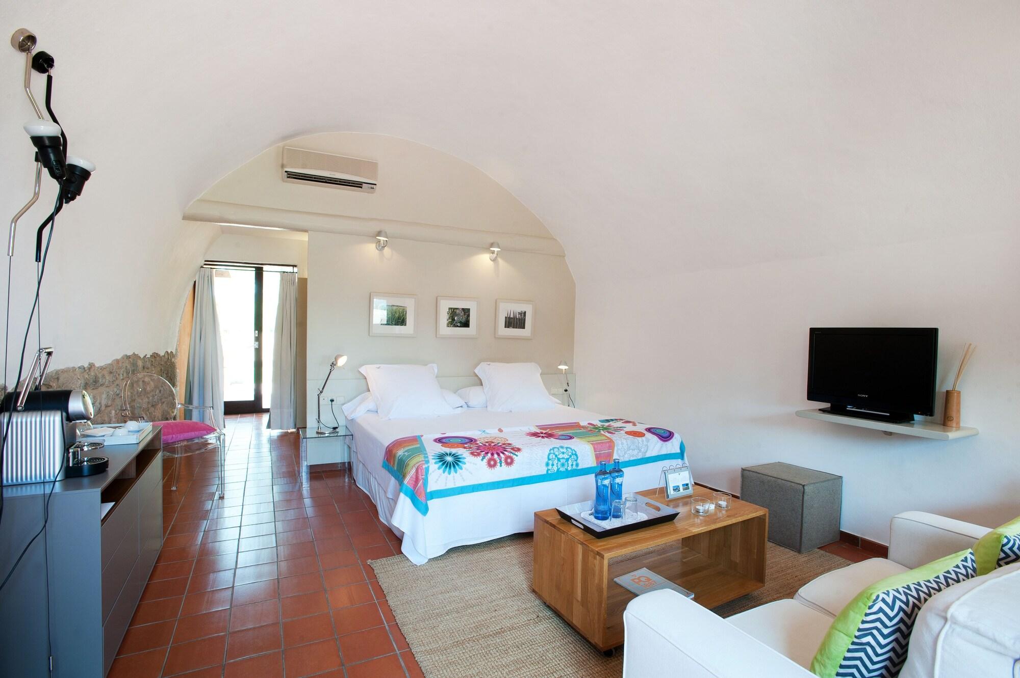Mas Falgarona Hotel Boutique & Spa Avinyonet de Puigventós Εξωτερικό φωτογραφία