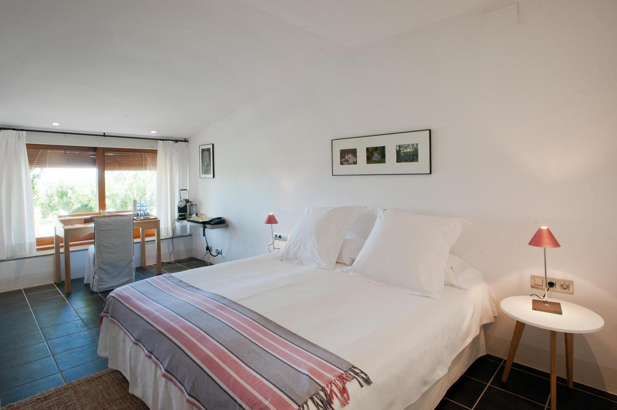 Mas Falgarona Hotel Boutique & Spa Avinyonet de Puigventós Δωμάτιο φωτογραφία