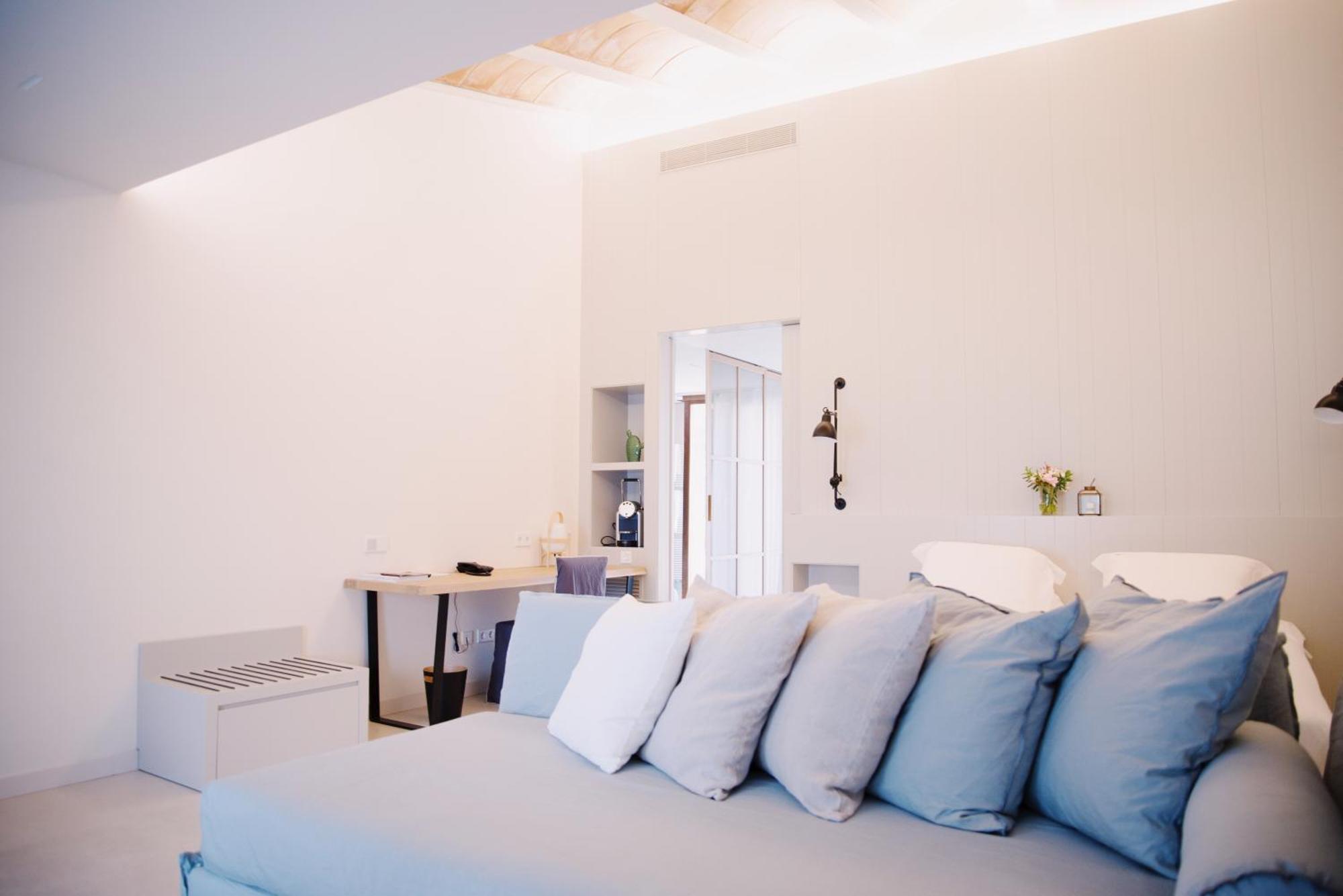 Mas Falgarona Hotel Boutique & Spa Avinyonet de Puigventós Εξωτερικό φωτογραφία