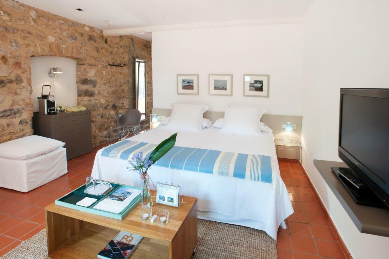 Mas Falgarona Hotel Boutique & Spa Avinyonet de Puigventós Εξωτερικό φωτογραφία